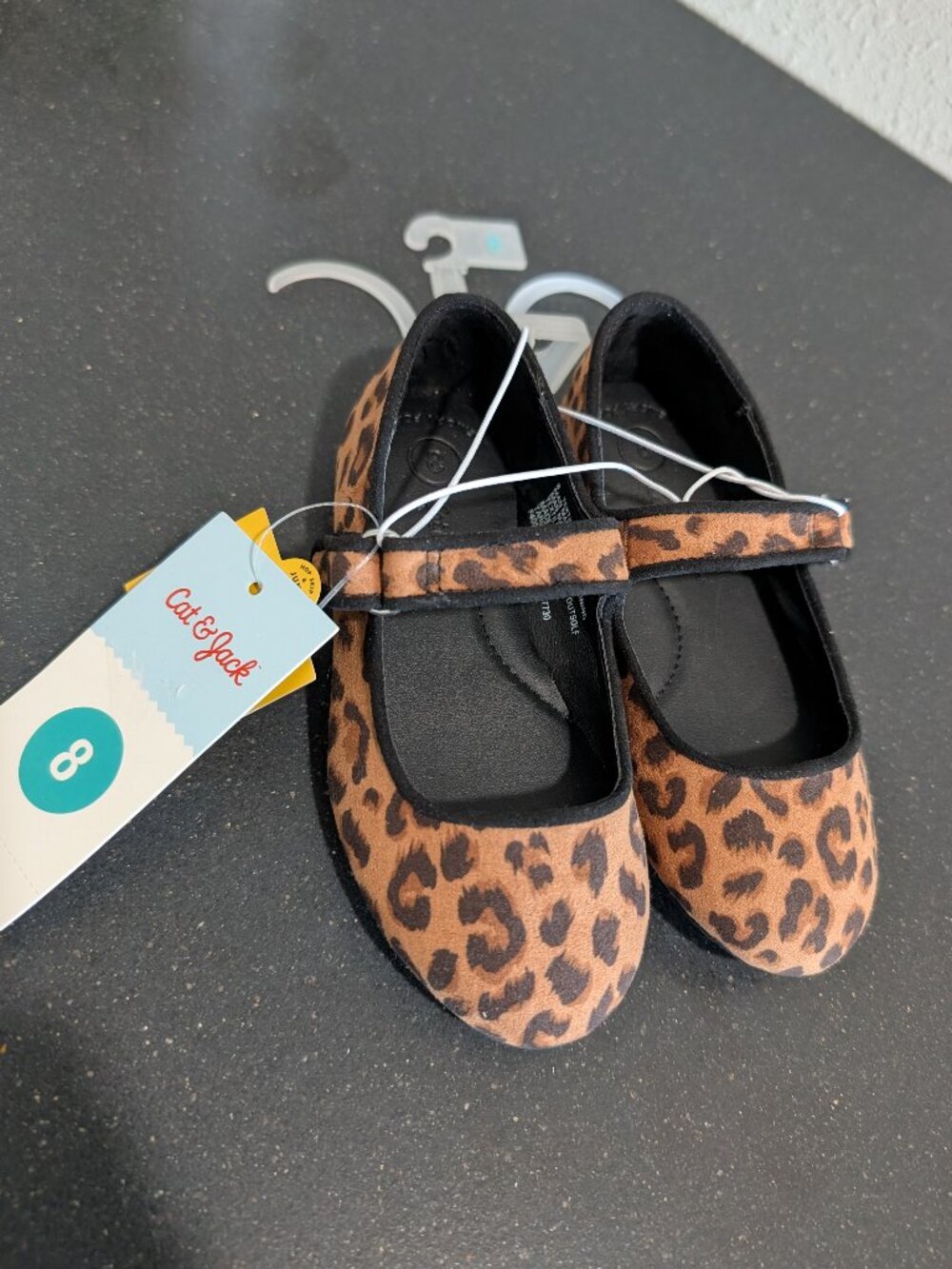 Cat & Jack Tan/Addy Girls Size 8 Leopard Print Shoes with Buckle NWT